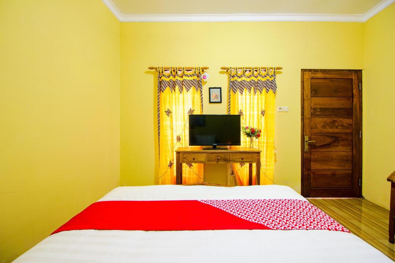 Oyo 2047 Opak Village Bed & Breakfast Bantul Ngoại thất bức ảnh